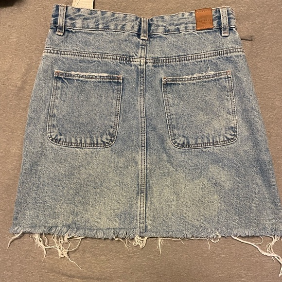 Zara Jean Skirt - Picture 3 of 3